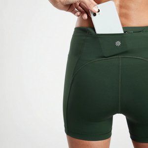 Athleta | Ultimate run shortie in seaweed green